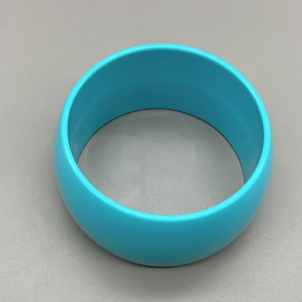 Bracelet Blue Plastic Wide Bangle Chunky Womens 7.5 Inch Fashion Costume Jewelry